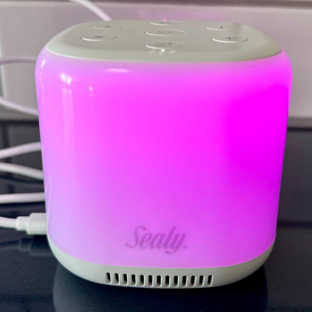 NEW Sealy Night Light & White Noice Therapy Sound Machine - Picture 7 of 11